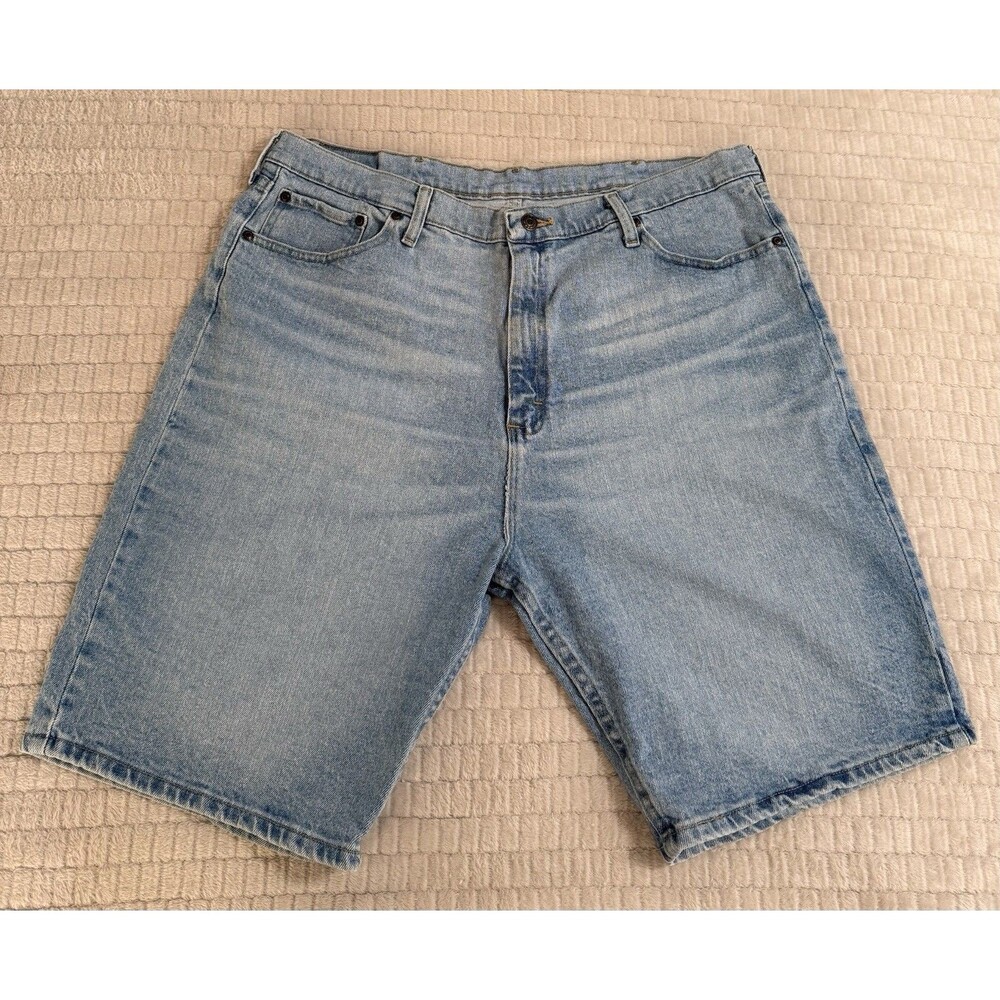 Wrangler Relaxed Fit Denim Shorts Men Light Wash 5 Pocket Jean Shorts Size 40